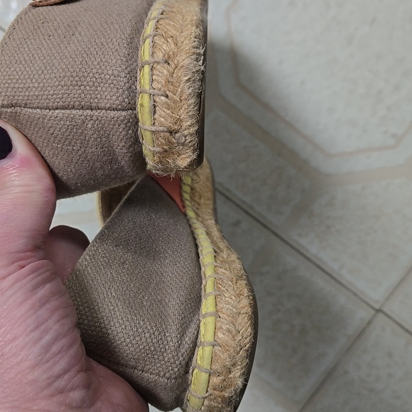 Sperry Espadrilles size 9 beige, lime green and neon details. Super Comfy!! - Picture 5 of 9